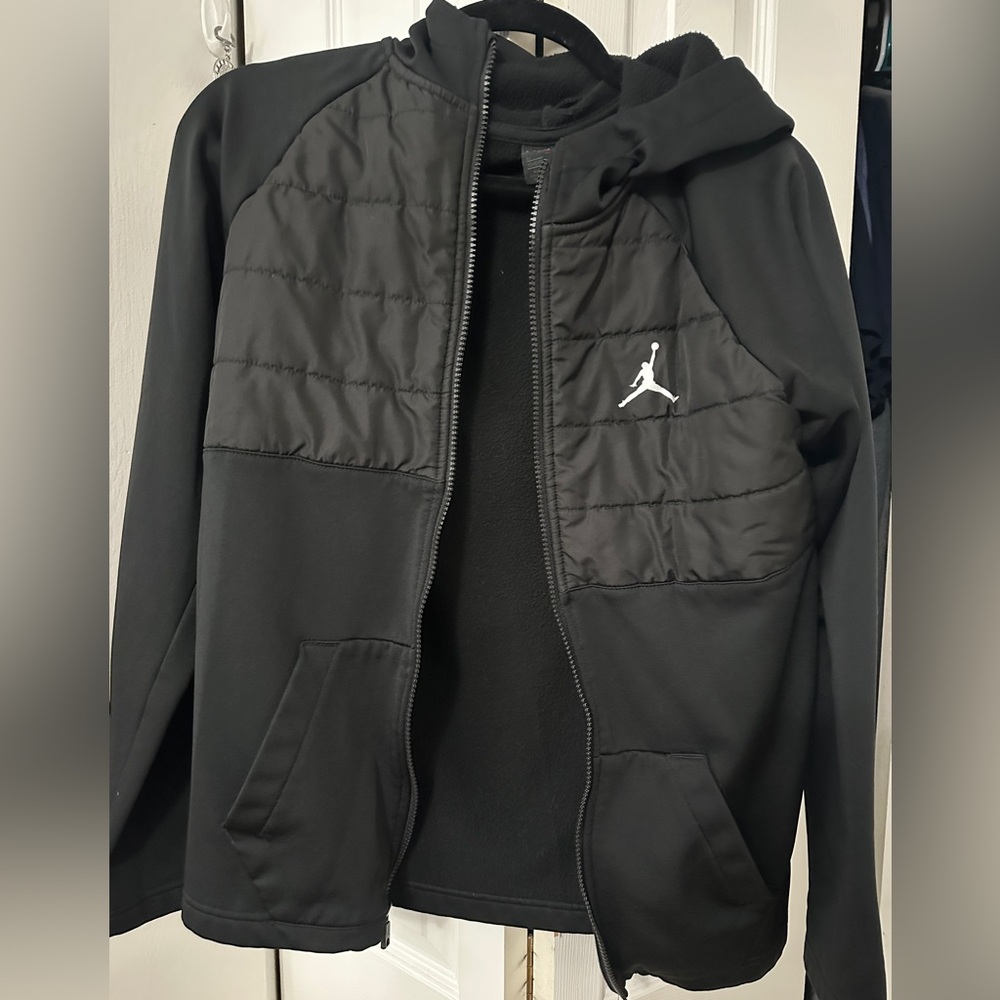 Nike Jordan Boys Black Hooded Quilted Front Performance Jacket